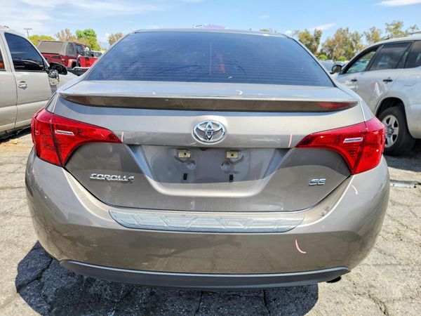 2017 TOYOTA COROLLA