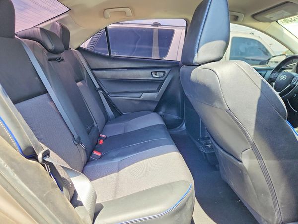 2017 TOYOTA COROLLA