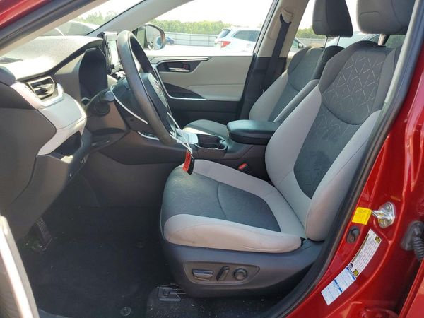 2021 TOYOTA RAV4 XLE HV