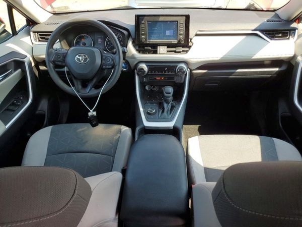 2021 TOYOTA RAV4 XLE HV