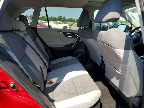 2021 TOYOTA RAV4 XLE HV