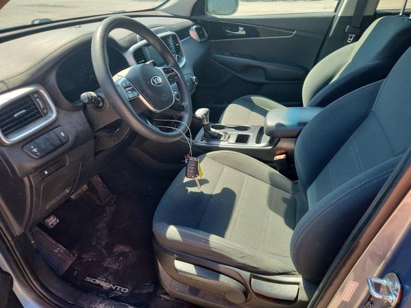 2020 KIA SORENTO L, LX, S