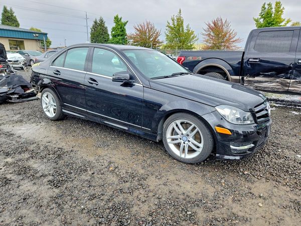 2014 MERCEDES-BENZ C C300 4 MATIC