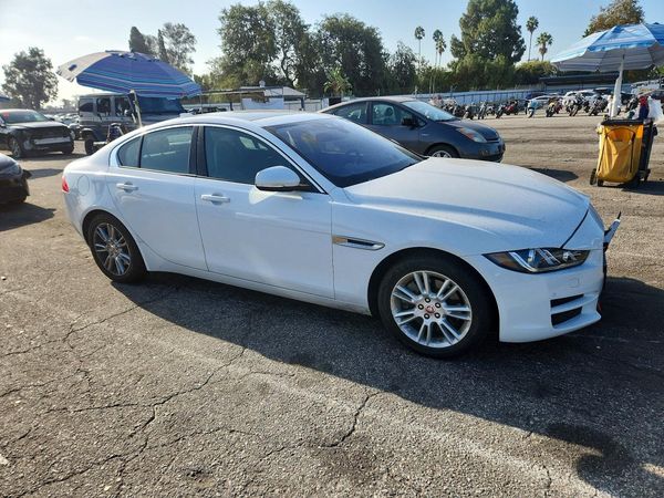 2017 JAGUAR XE