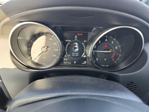 2017 JAGUAR XE