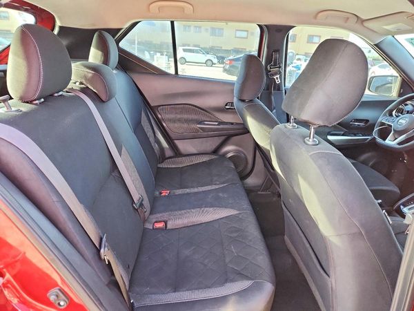 2019 NISSAN KICKS