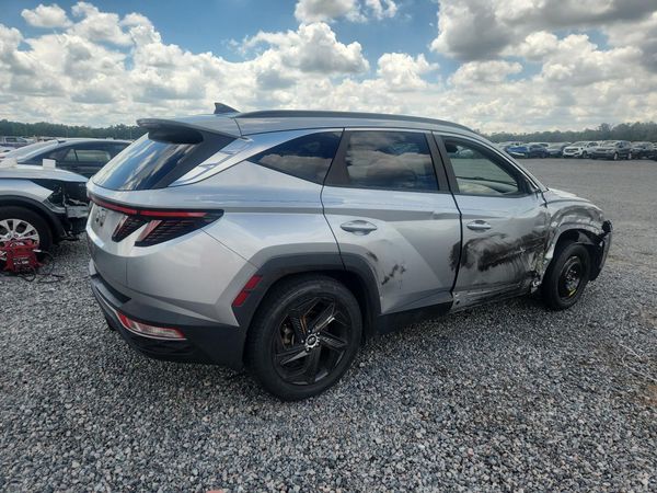 2022 HYUNDAI TUCSON