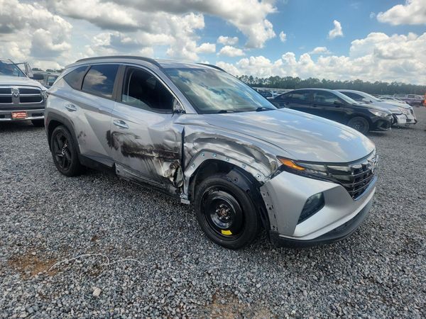 2022 HYUNDAI TUCSON