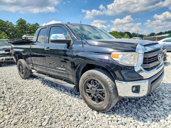 2014 TOYOTA TUNDRA SR5 — Passenger 3/4
