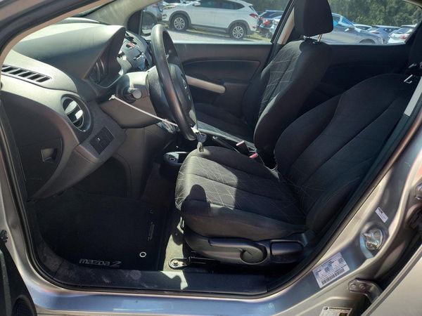 2012 MAZDA 2 Sport/GX — DENT