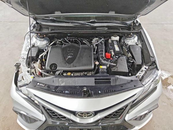 2023 TOYOTA CAMRY XSE — Engine bay