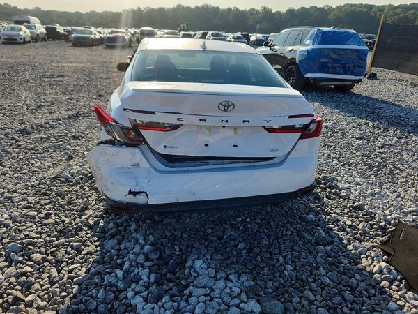 2026 TOYOTA CAMRY