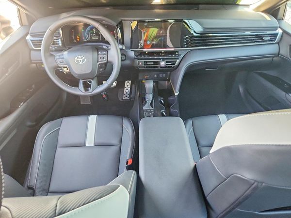 2026 TOYOTA CAMRY