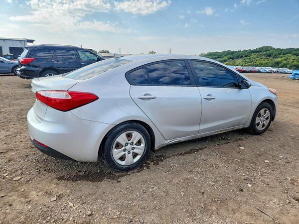 2016 KIA FORTE