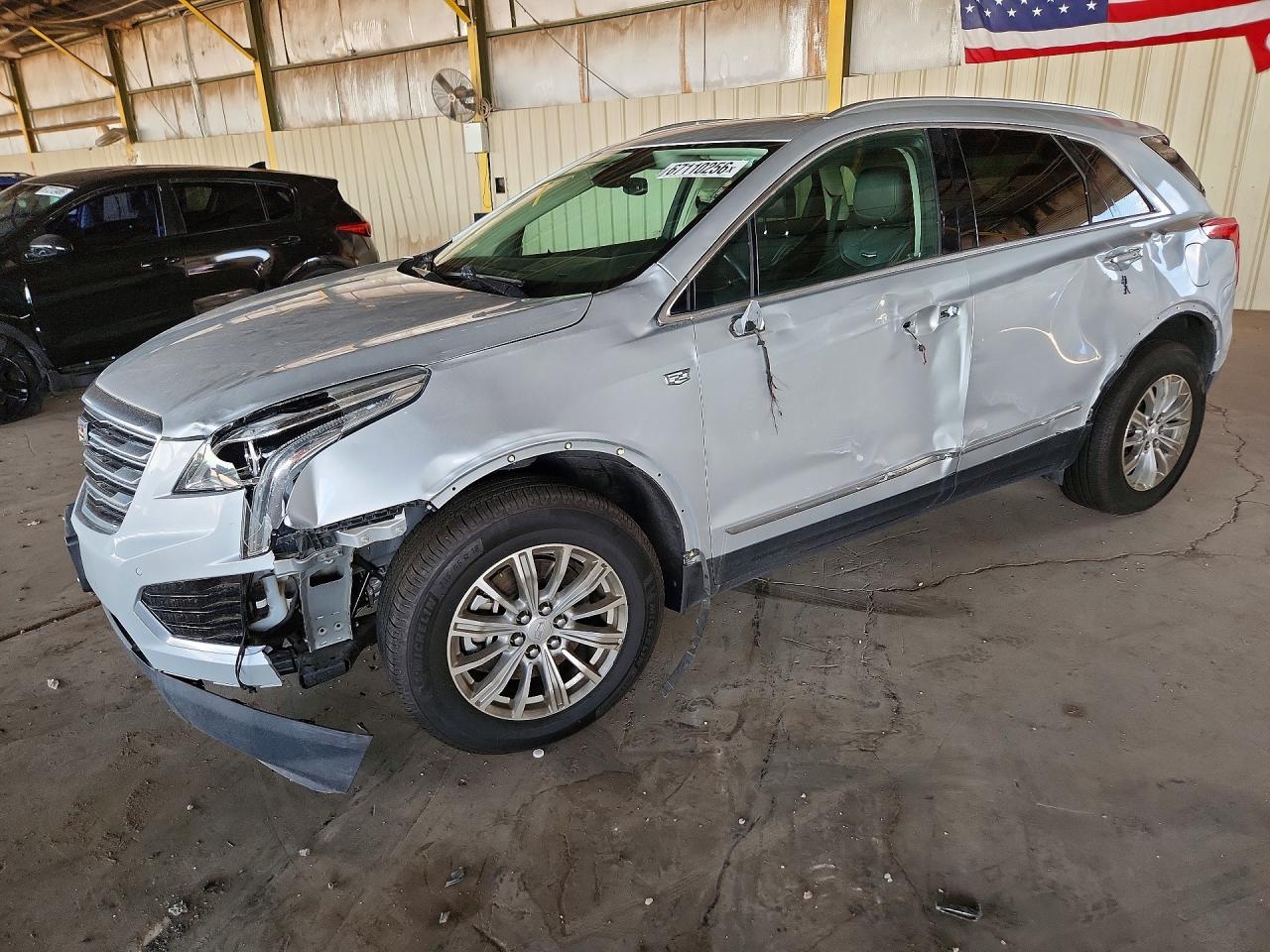 2017 CADILLAC XT5