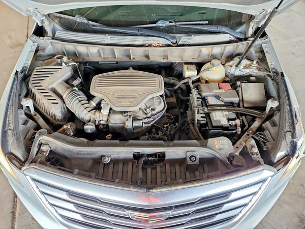 2017 CADILLAC XT5