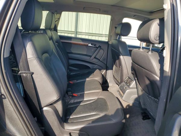 2015 AUDI Q7