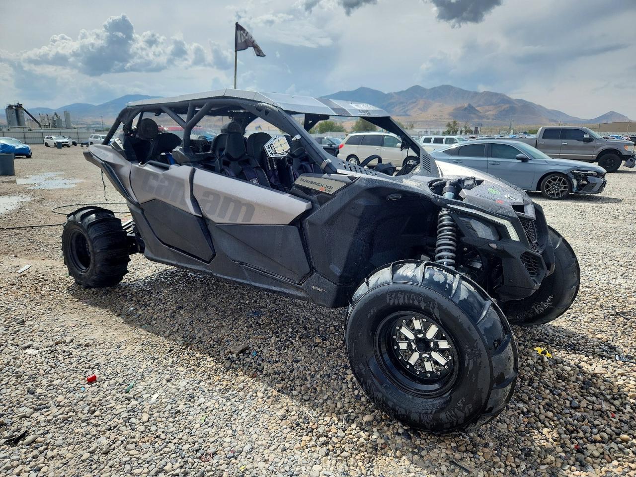 2018 CAN-AM MAVERICK X3 MAX XDS 64