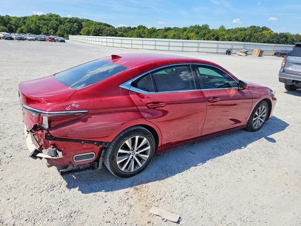 2019 LEXUS ES