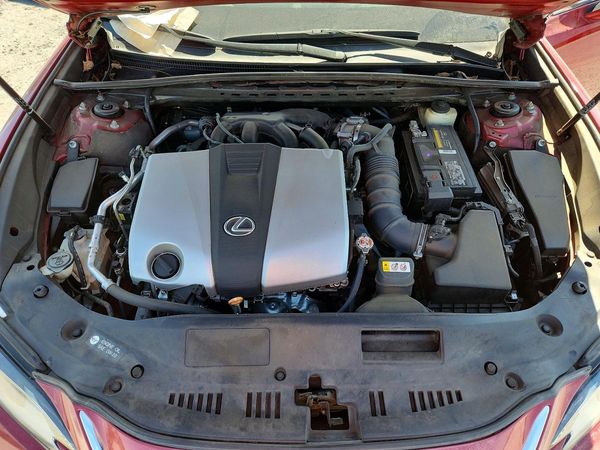 2019 LEXUS ES