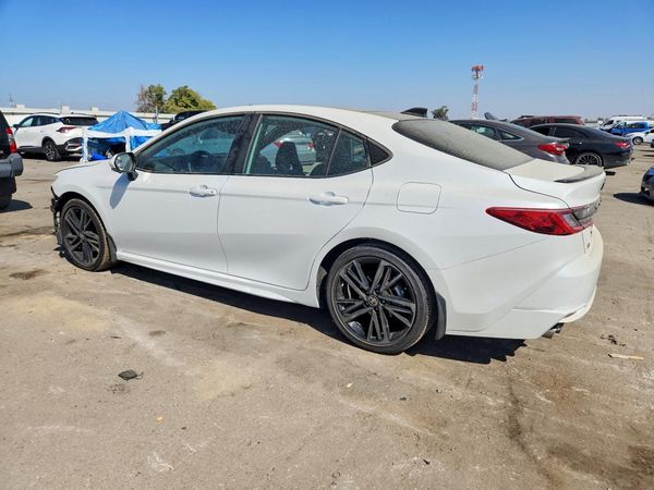 2026 TOYOTA CAMRY