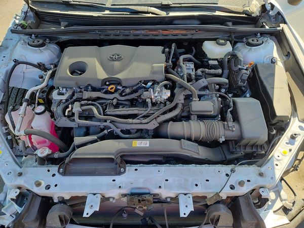 2026 TOYOTA CAMRY