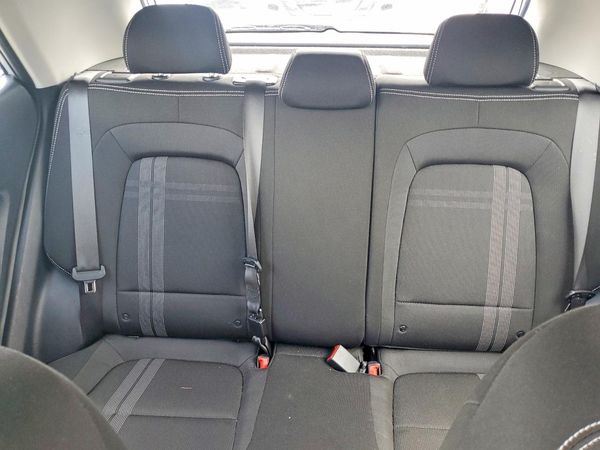 2025 HYUNDAI VENUE SEL, Limited