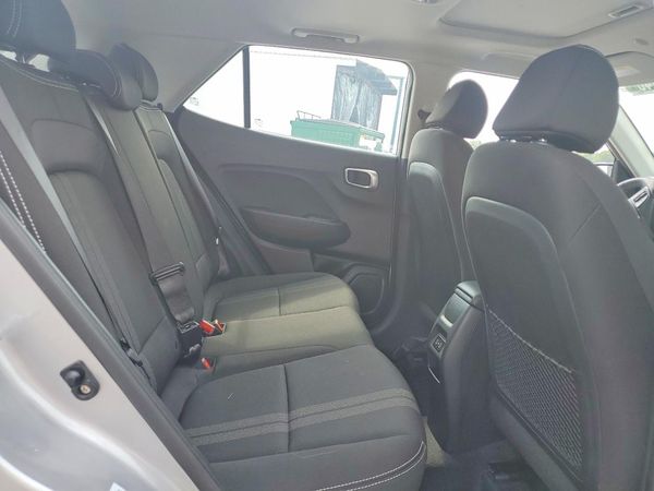 2025 HYUNDAI VENUE SEL, Limited