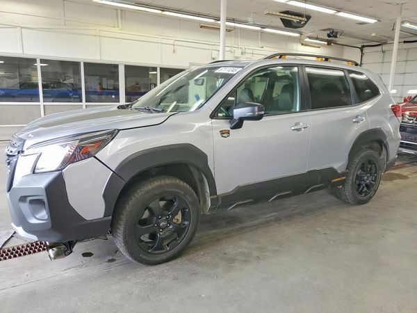 2024 SUBARU FORESTER Wilderness — Front 3/4