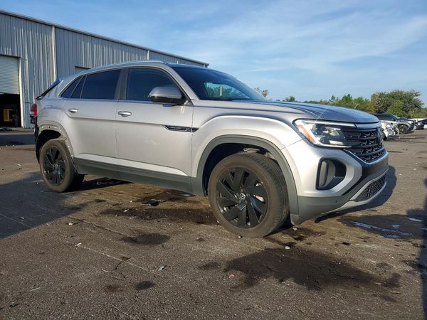 2024 VOLKSWAGEN ATLAS CROSS SPORT SE w/Technology