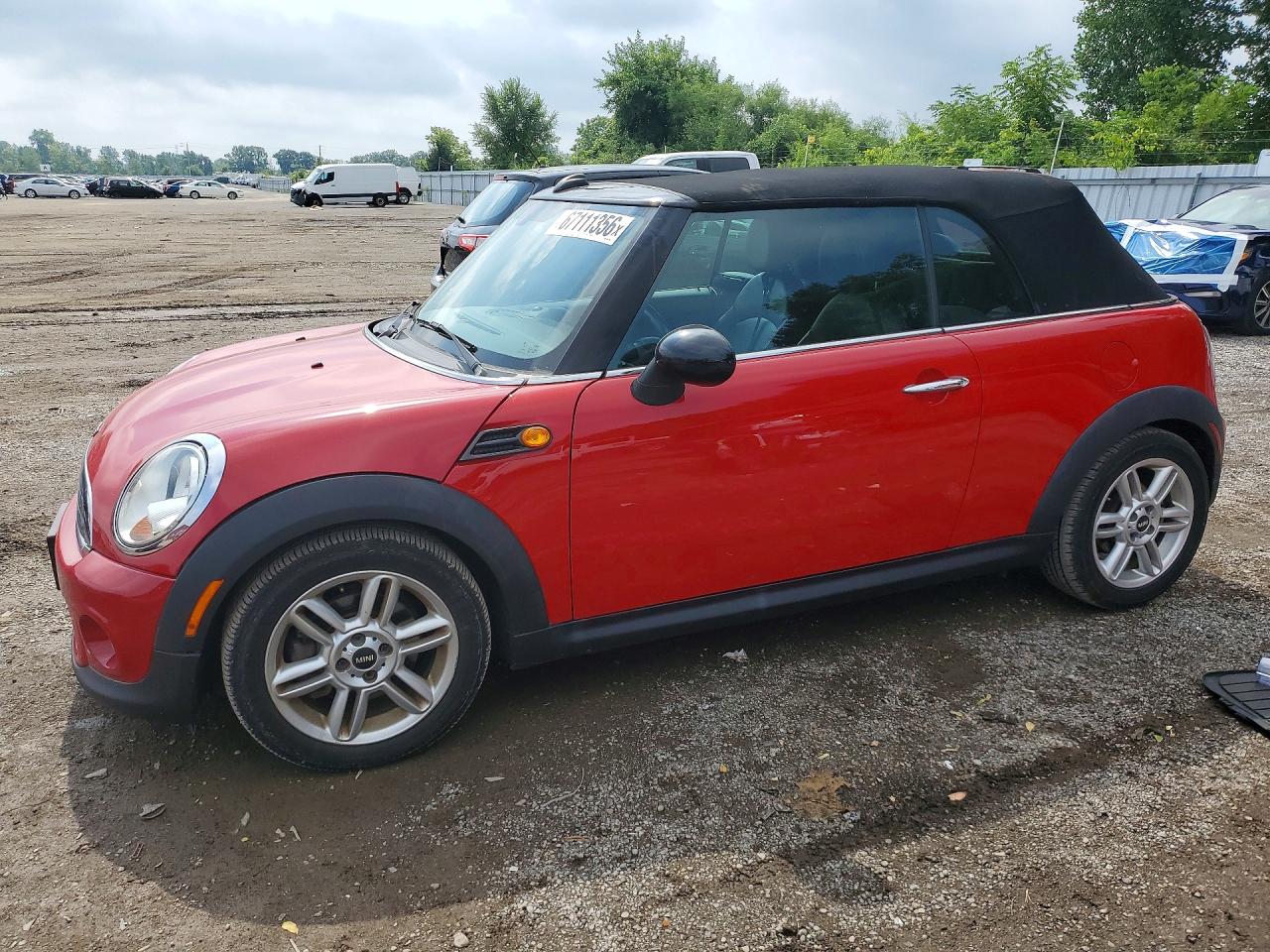 2015 MINI COOPER