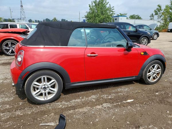 2015 MINI COOPER