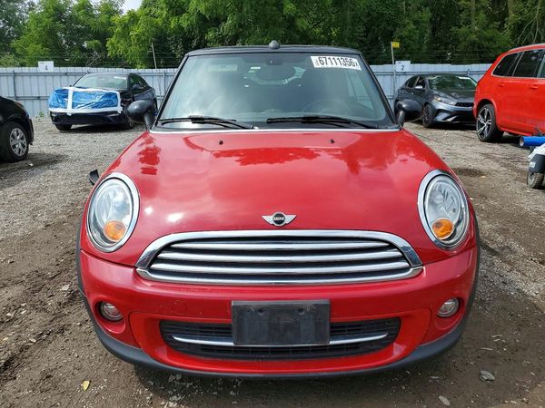 2015 MINI COOPER