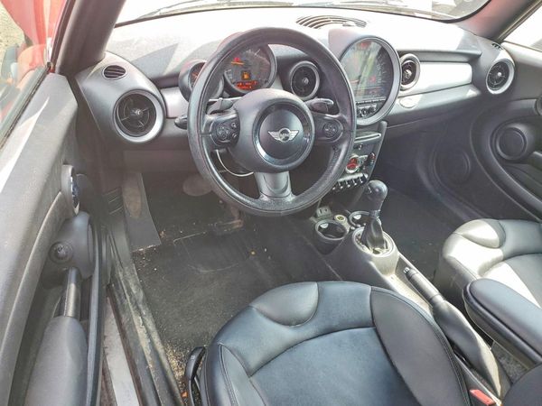 2015 MINI COOPER