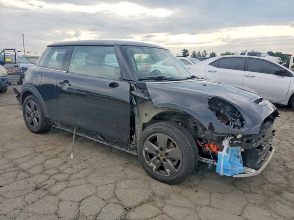 2021 MINI COOPER