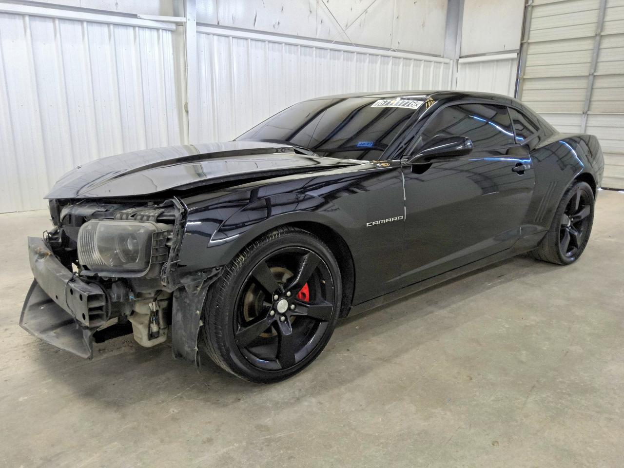 2012 CHEVROLET CAMARO LT2 — Front 3/4