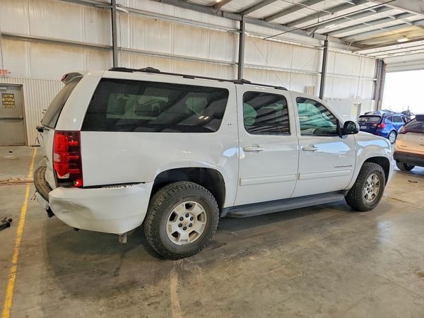 2014 CHEVROLET SUBURBAN LT