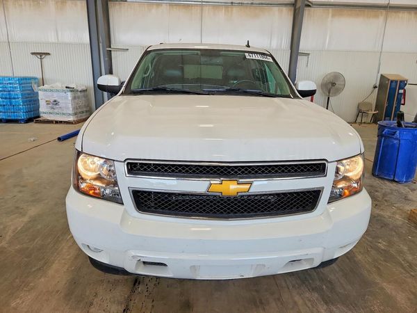 2014 CHEVROLET SUBURBAN LT