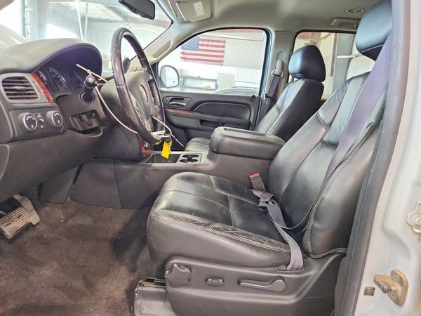 2014 CHEVROLET SUBURBAN LT