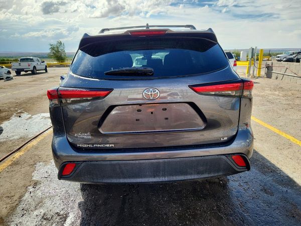2022 TOYOTA HIGHLANDER