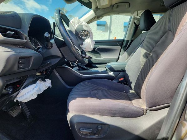 2022 TOYOTA HIGHLANDER
