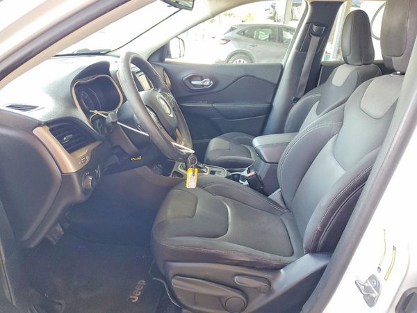 2015 JEEP CHEROKEE Sport