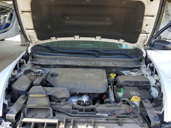 2015 JEEP CHEROKEE Sport
