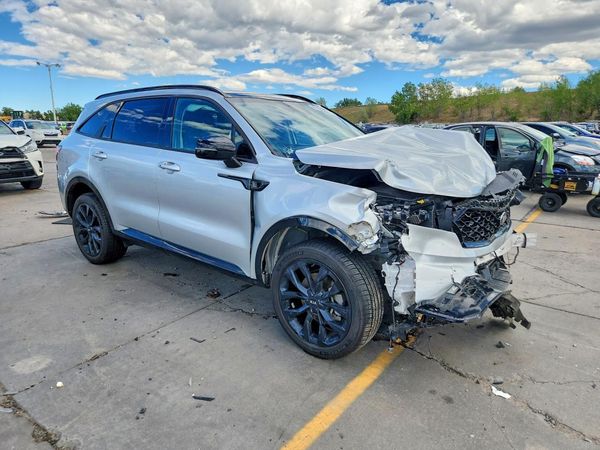 2021 KIA SORENTO