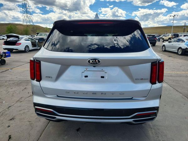 2021 KIA SORENTO
