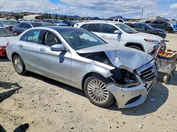 2016 MERCEDES-BENZ C C300