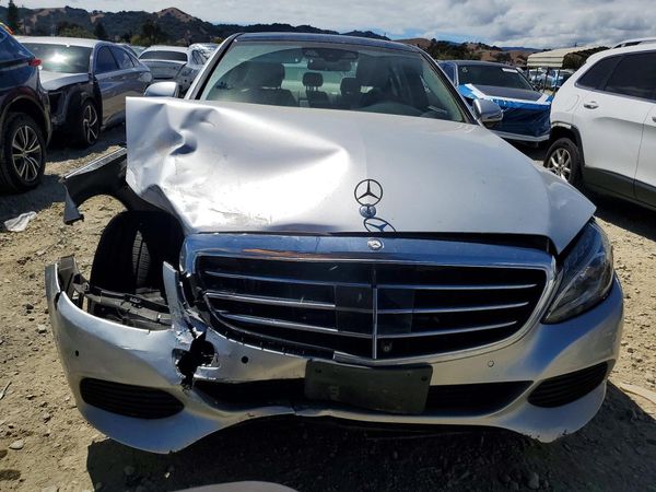 2016 MERCEDES-BENZ C C300