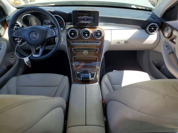 2016 MERCEDES-BENZ C C300