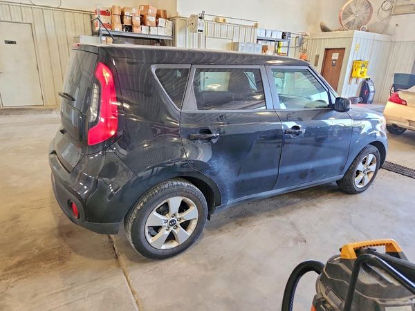 2019 KIA SOUL Base