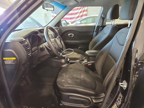 2019 KIA SOUL Base
